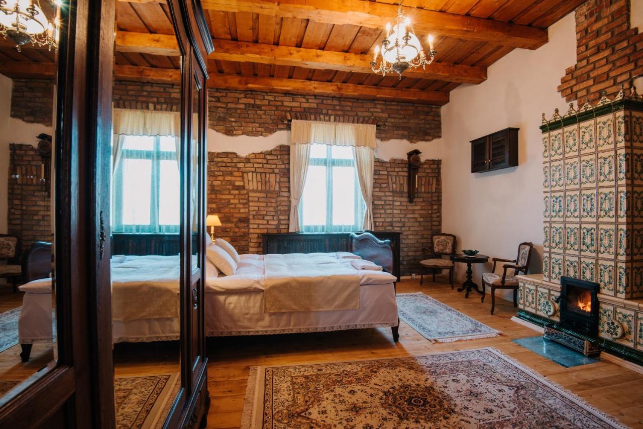 Molnos Kuria Pension Corund  Εξωτερικό φωτογραφία
